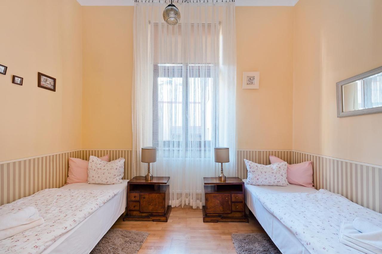 Apartment Pod Aniolami Krakow