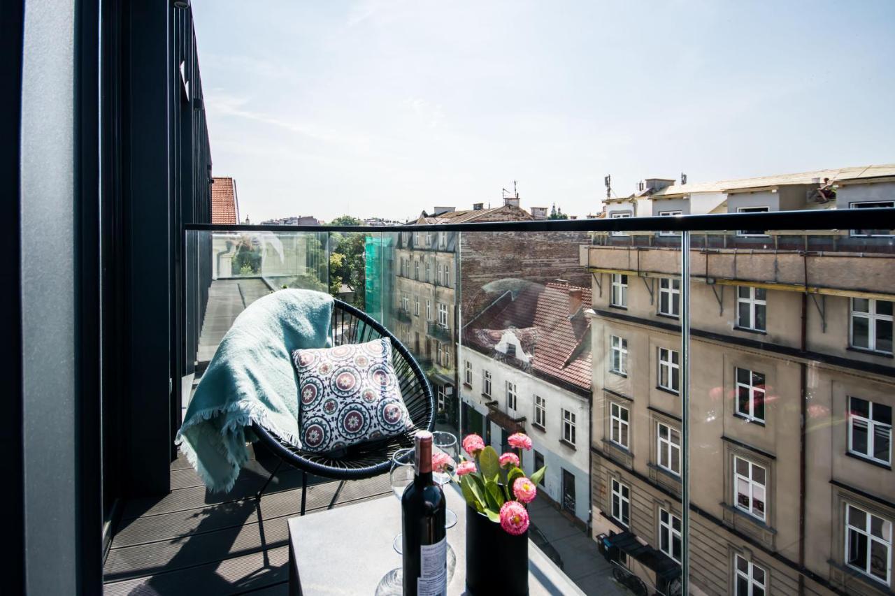 Apartment Balcony - Window On Cracow *