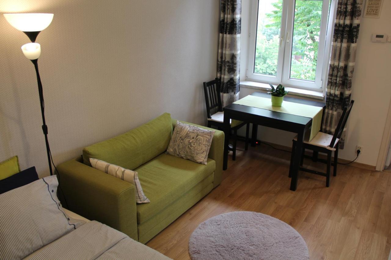 Green Apple Apartment