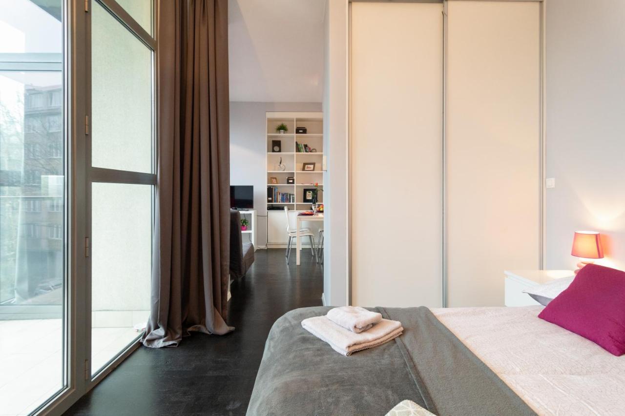 Secret Charm Fully Equipped With Balcony Apartment *