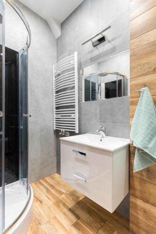 Aparthotel Dluga *