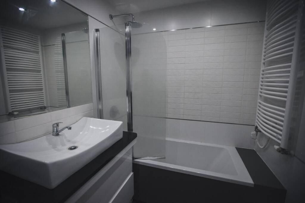 Graffit House Apartment In The Heart Of Cracow Apartment *