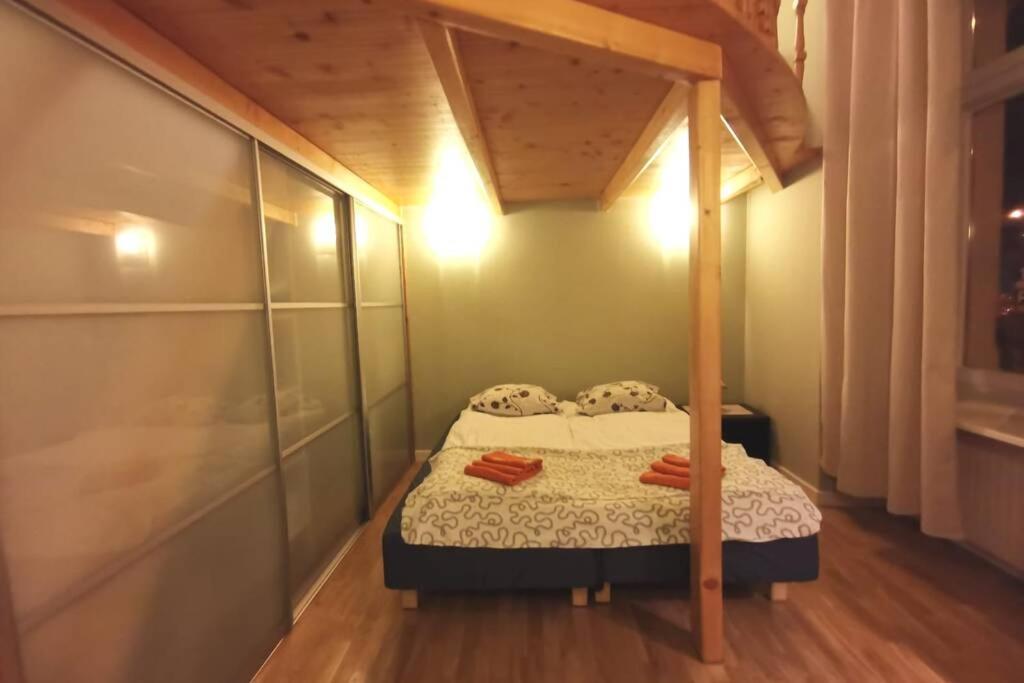 Bright&comfy -few Min To Main Square Apartamento