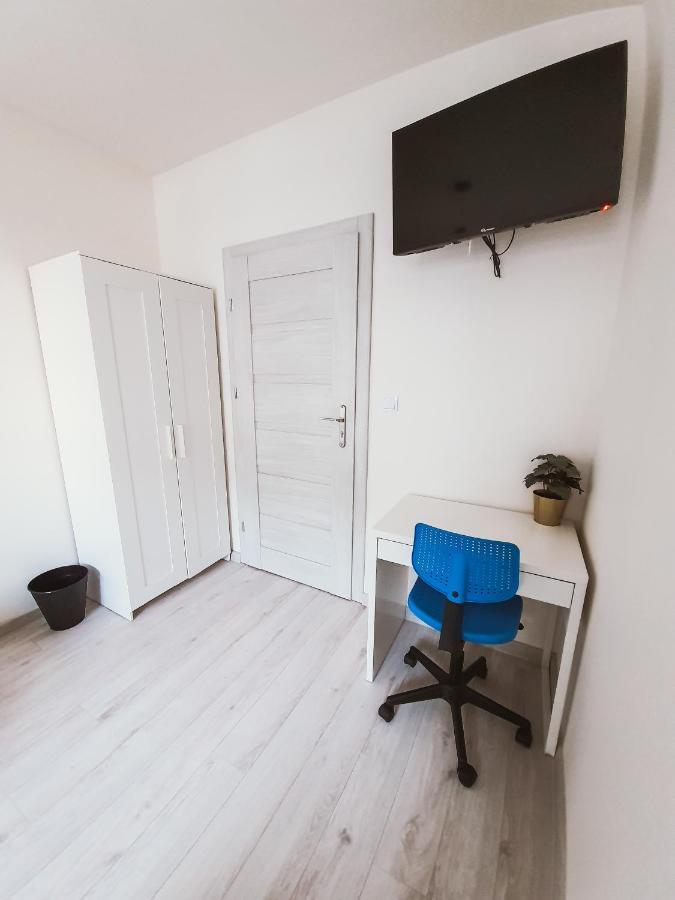 Arena No. 100 Homestay *