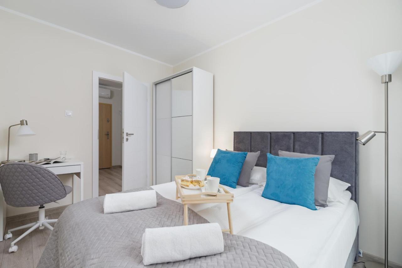 W Parku Lotników Tauron Arena By Renters *