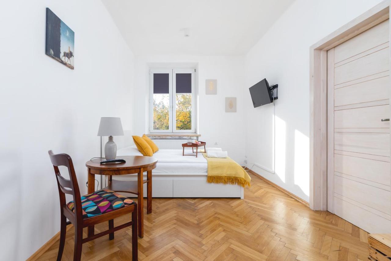 Old Town Basztowa By Renters Apartment