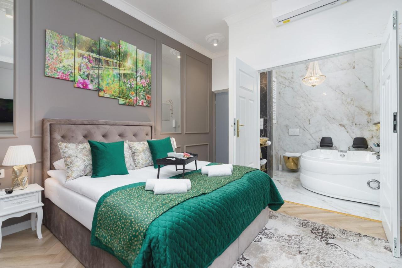 Kazimierz With Jacuzzi By Renters Prestige Apartment Krakow