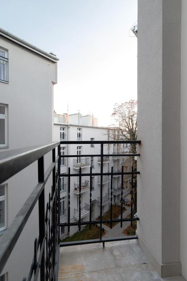 Apartment Kazimierz With Jacuzzi By Renters Prestige