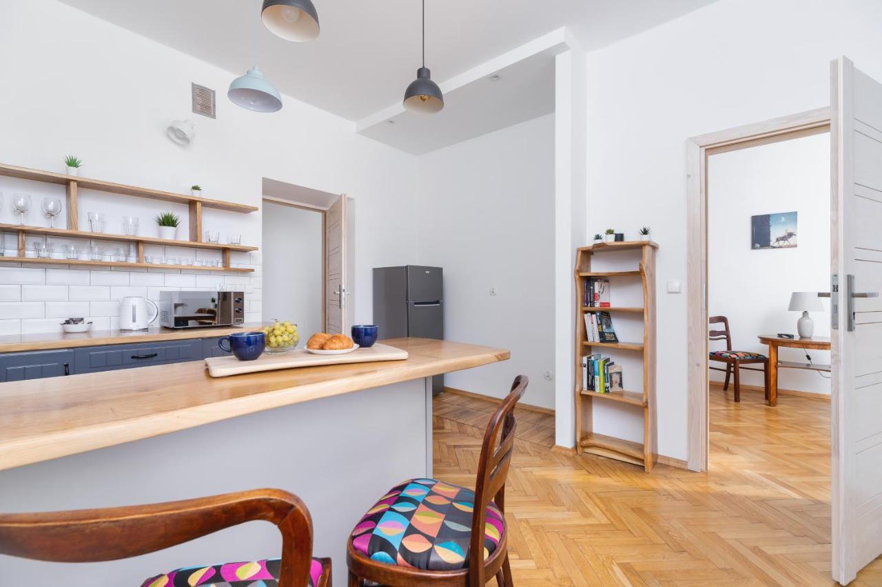Apartment Old Town Basztowa By Renters