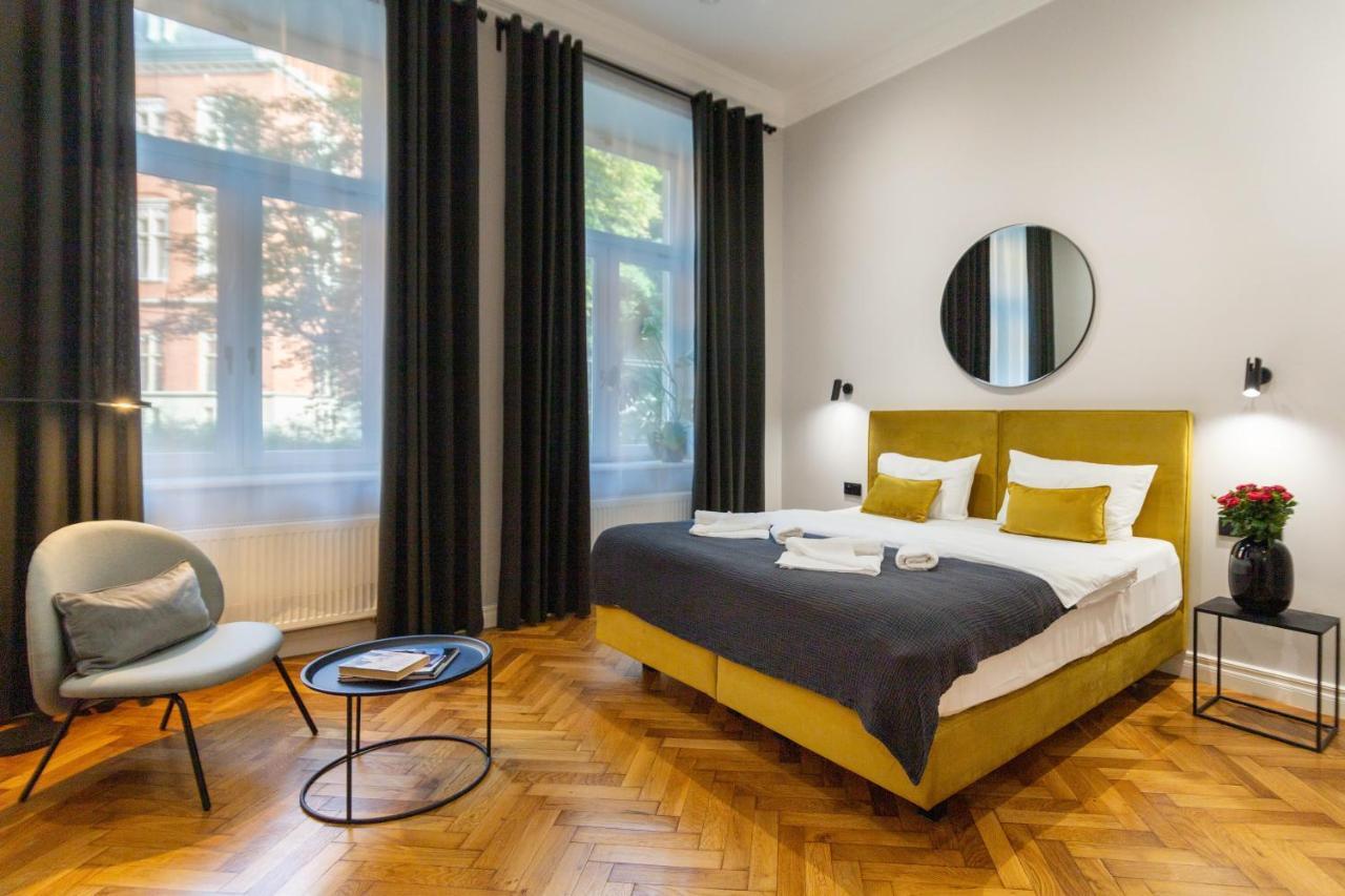 Nola Krakau