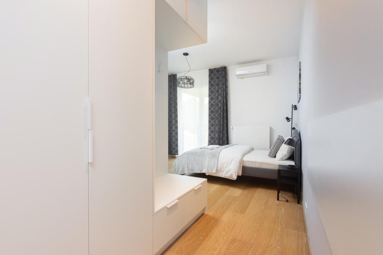 Apartment Nearto Main Railway Station