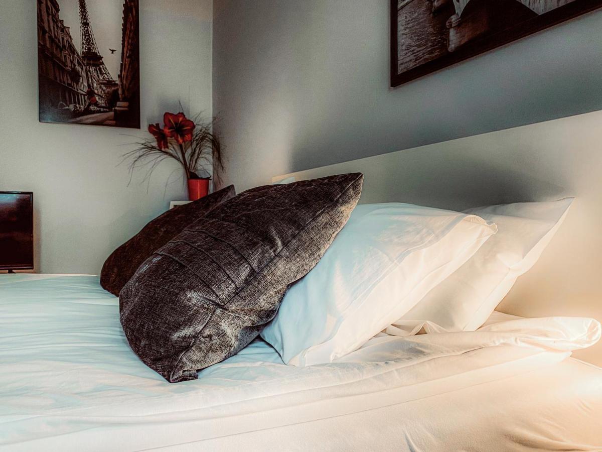 Next To Wawel Castle, Vistula River & Old Town Cracow Apartamento Cracóvia