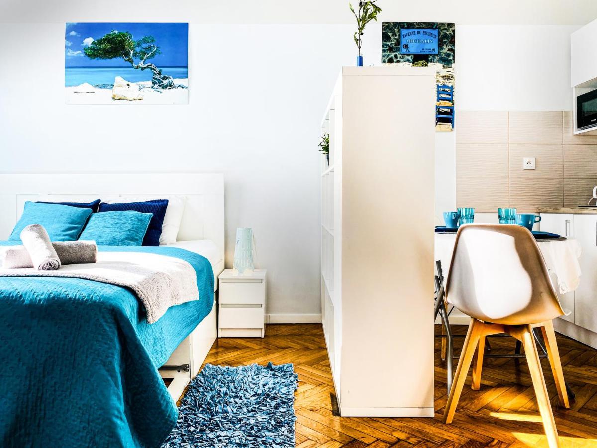 Next To Wawel Castle, Vistula River & Old Town Cracow * Cracóvia