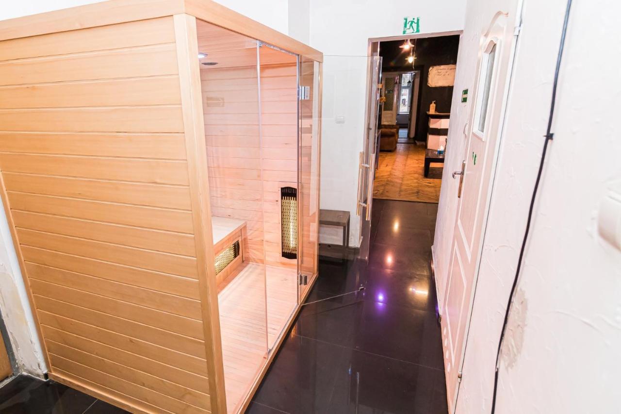 Make Your Own Party - Exclusive 200 Sqm Apartaments With Sauna And Snooker Table Hen&Stag Do Krakow