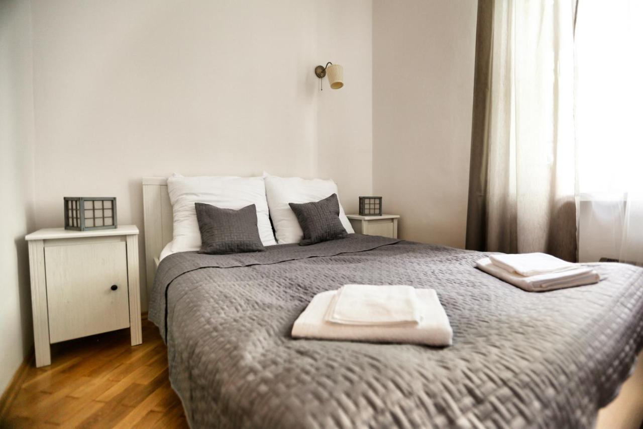Apartment Next To The Main Square *