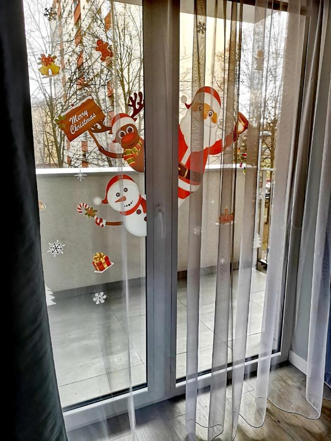 Uroczy Z Garazem Apartment *