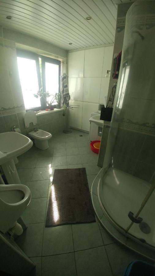 Homestay W Domu Z Duzym Ogrodem
