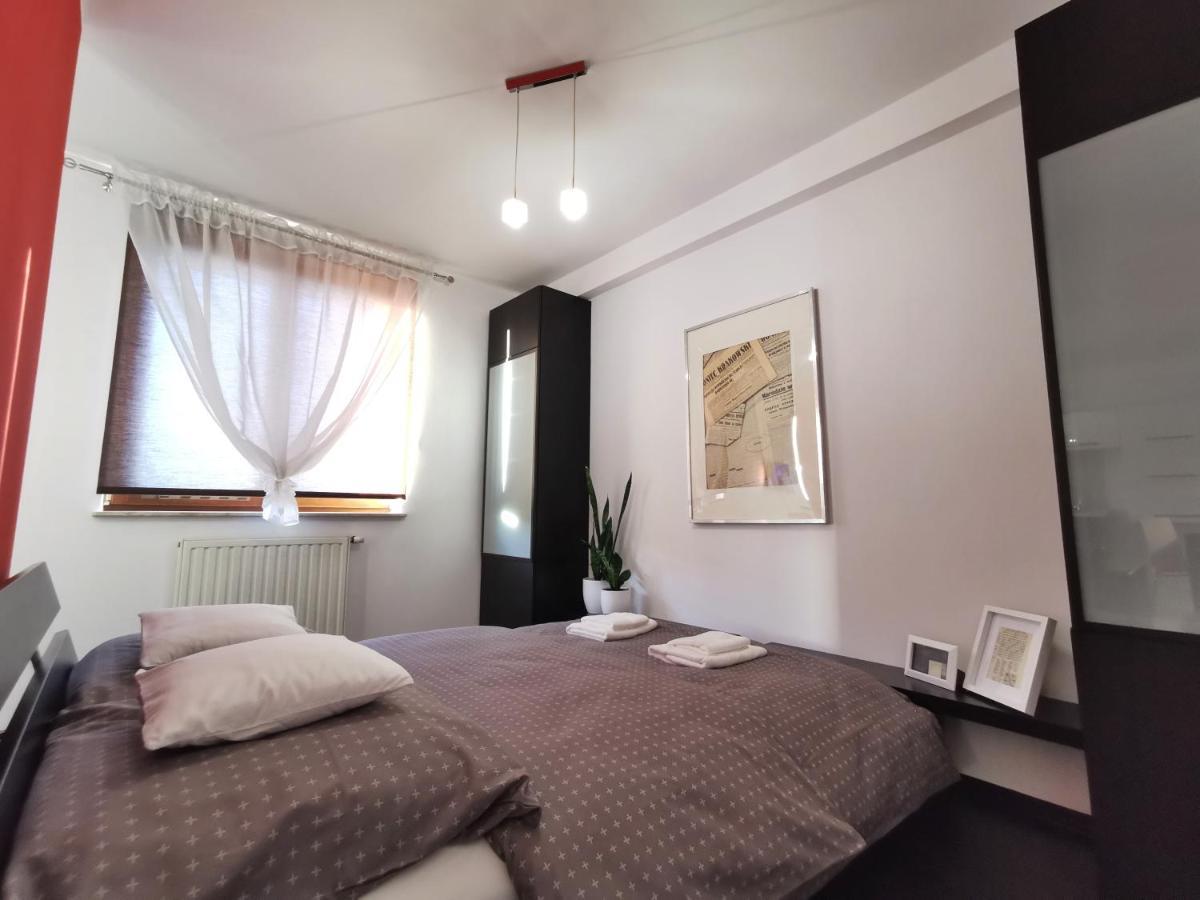 33 Apartament