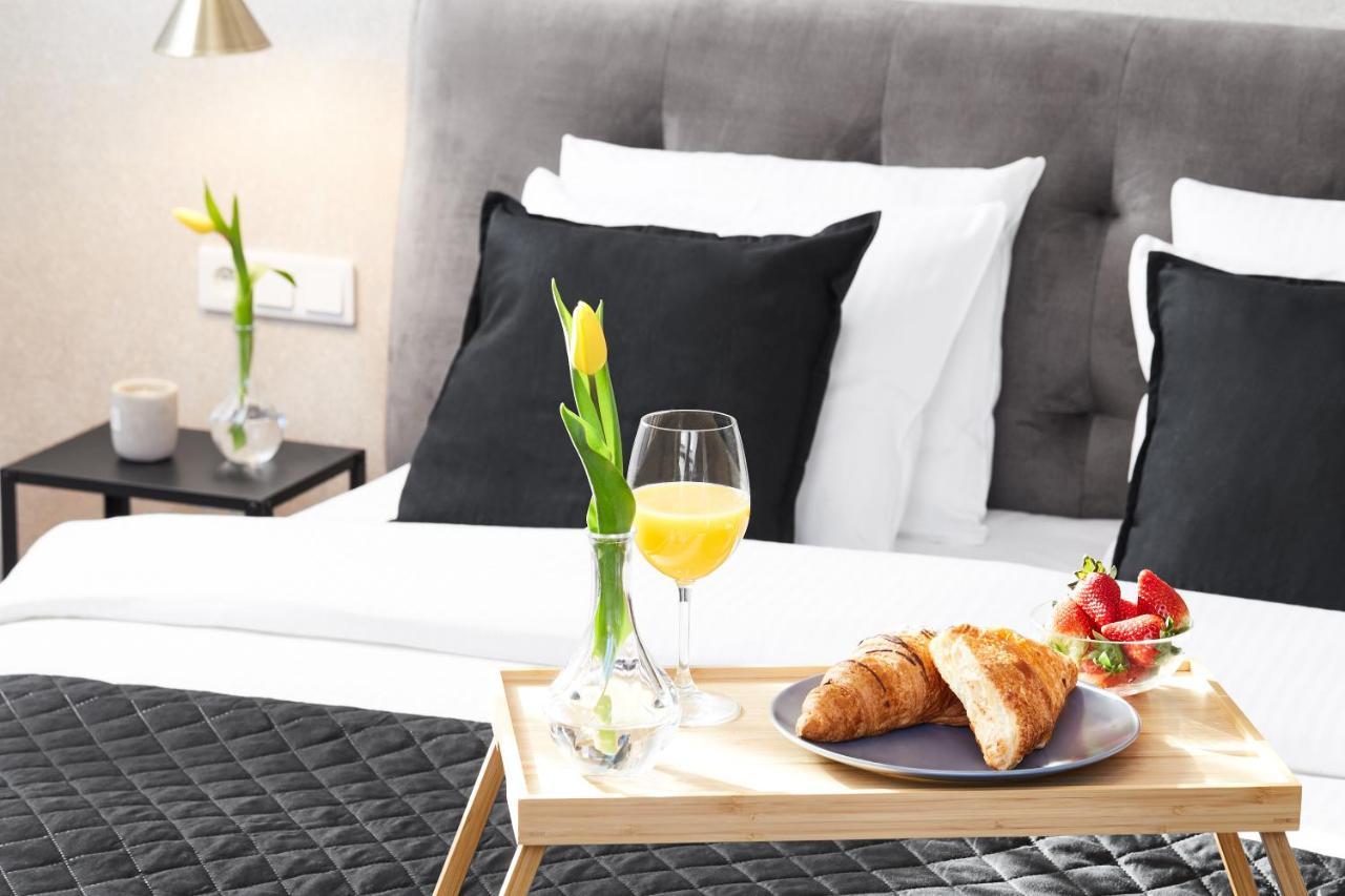 Apartment Szpitalna 9 *