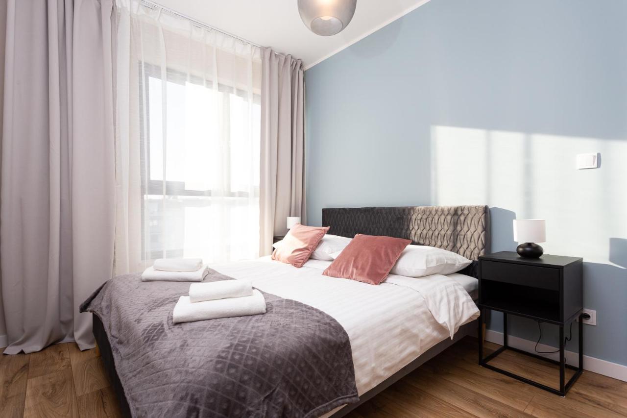 Appartement Of The Kings - Indigo