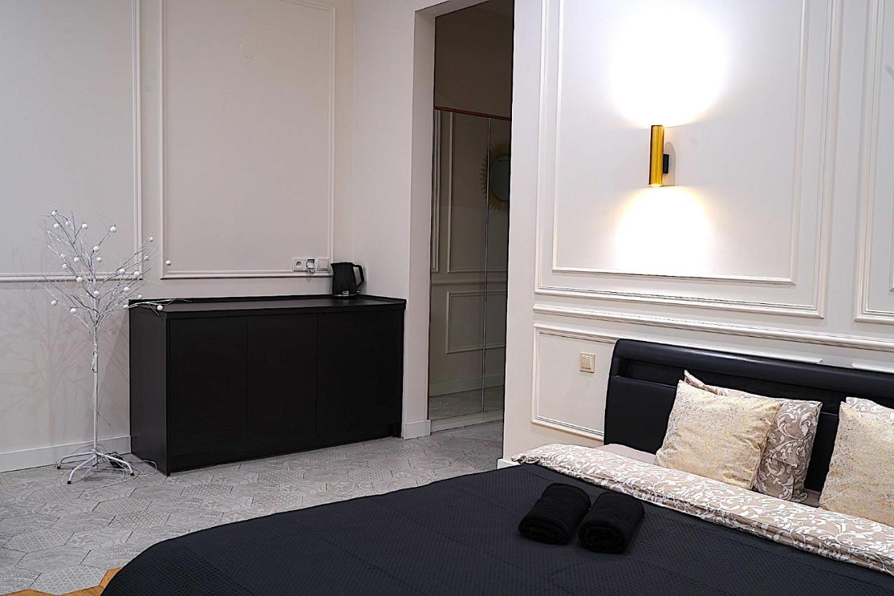 Magical Jacuzzi Apartment