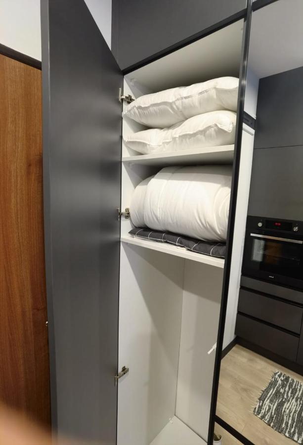 Klimatyczne Mieszkanie W Sercu Starego Podgorza Apartment