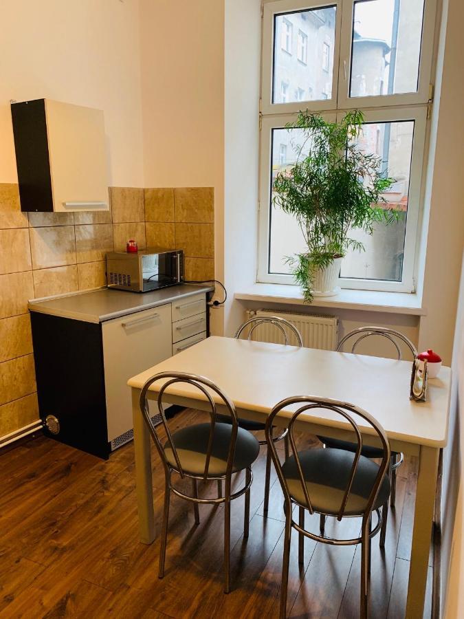 Apartment 400m To Main Square