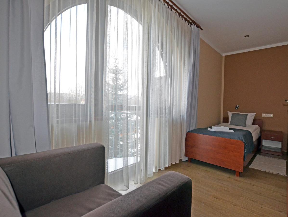 Tyniecki 3* Kraków
