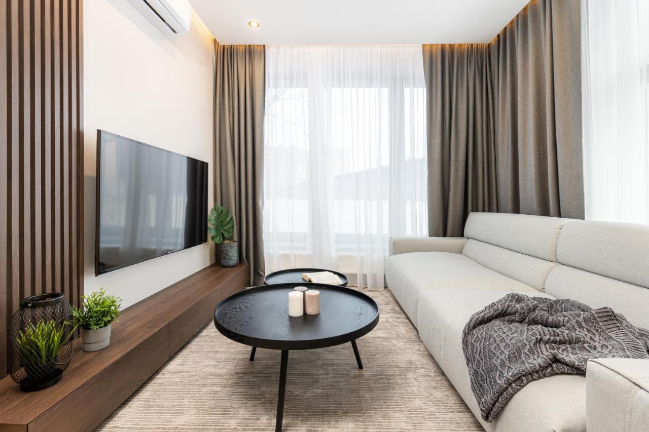 Househost Apartment: Miodowa 42/30 Street Krakow
