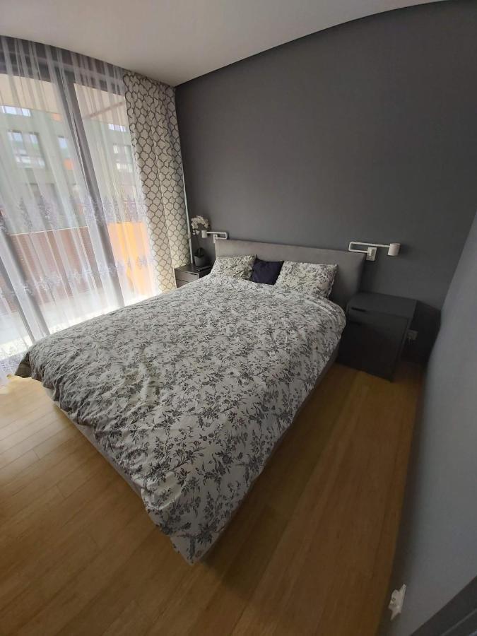 Apartment Wizjonerow Luxury & Garage Krakow