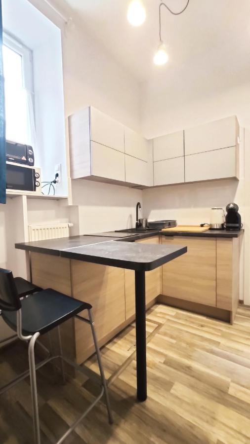 Apartment Tenczynska 4 B Starowka Aparts By Homeprime