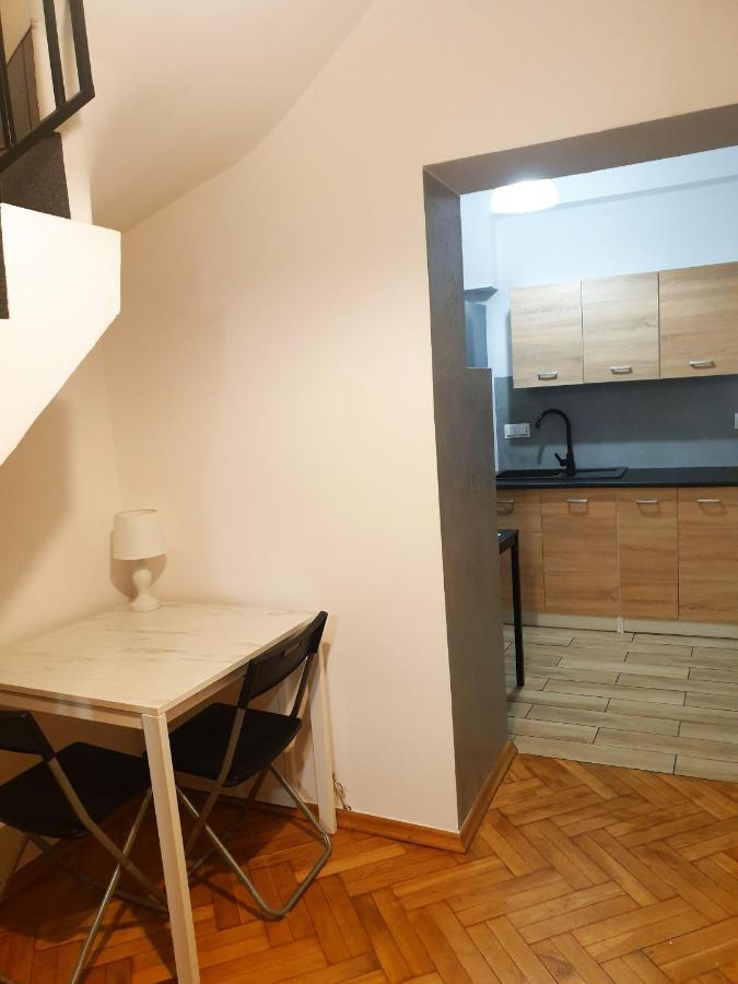 Hostel Royal Old Town