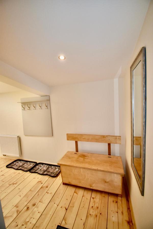 Krib Apartment *
