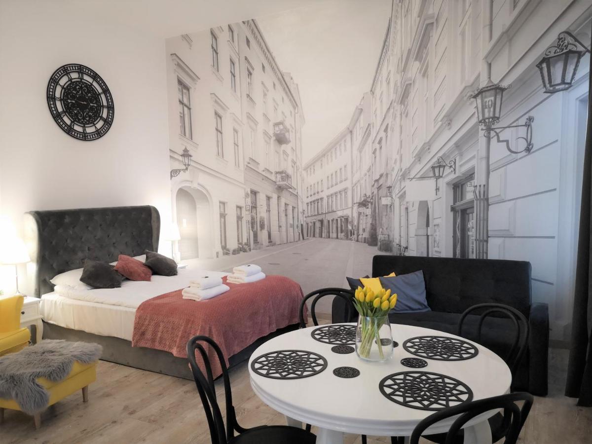 Apartment Zamstudio Zamenhofa 4 *