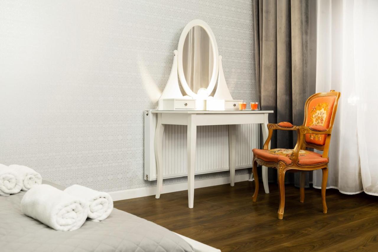 Househost Apartment: Boguslawskiego Street Apartamento *
