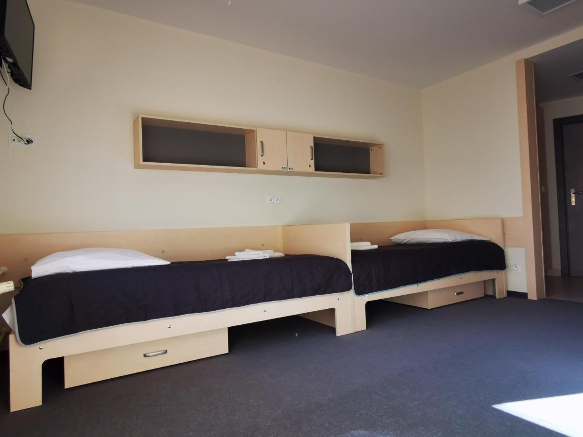 Dom Studencki Zaulek Hostel