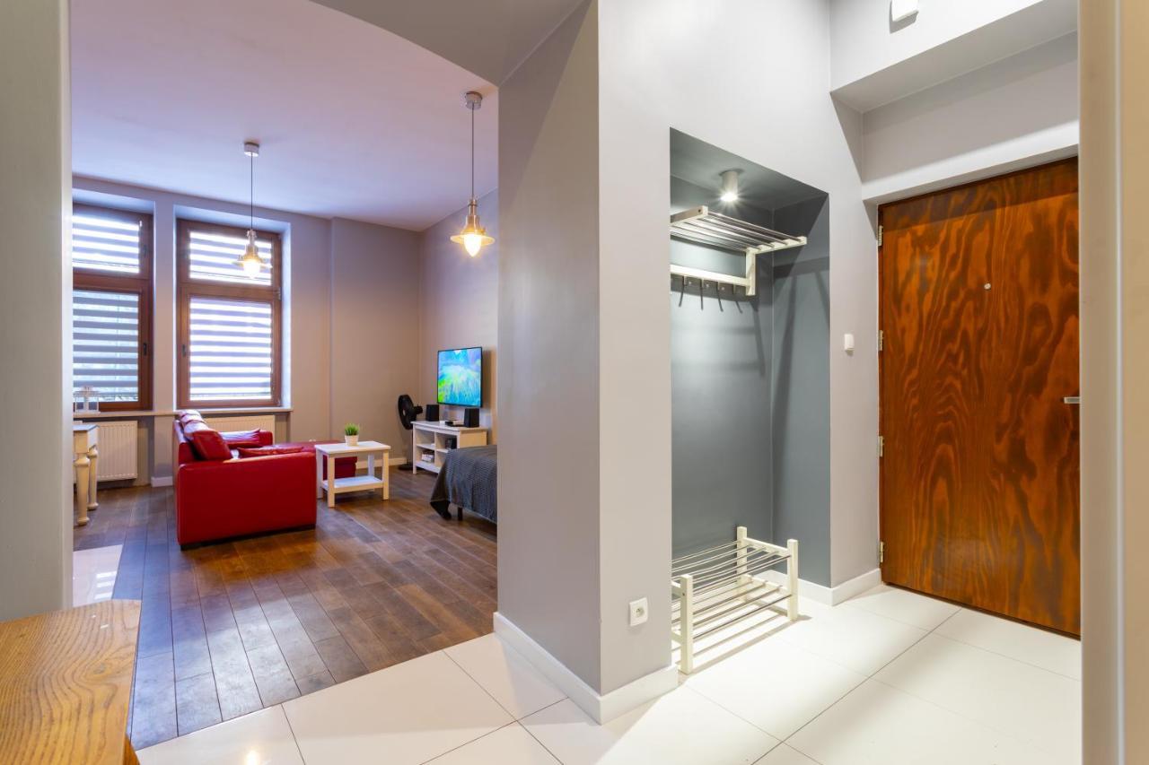 Apartament łazarza 17