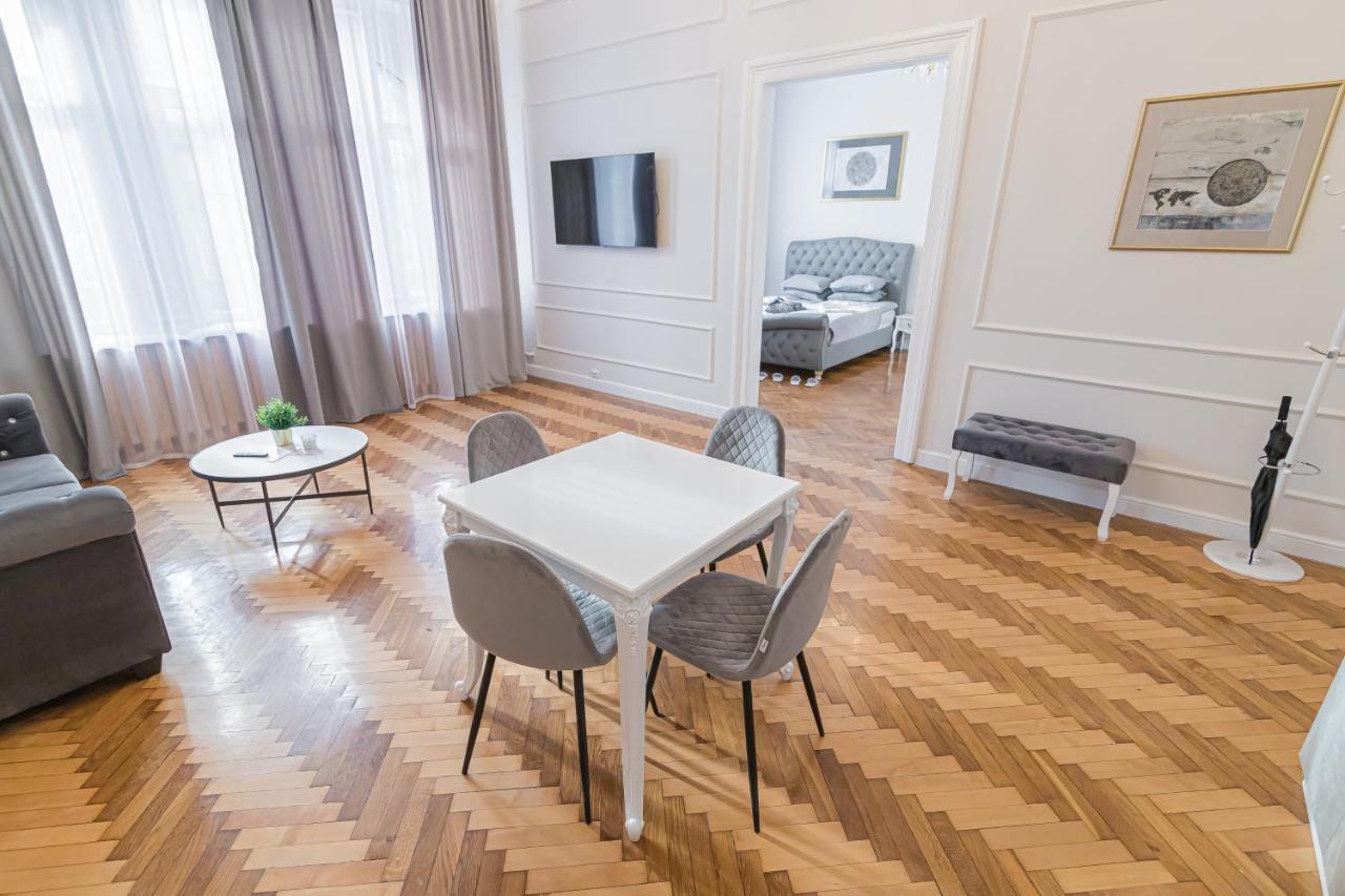 Apartment Royal *