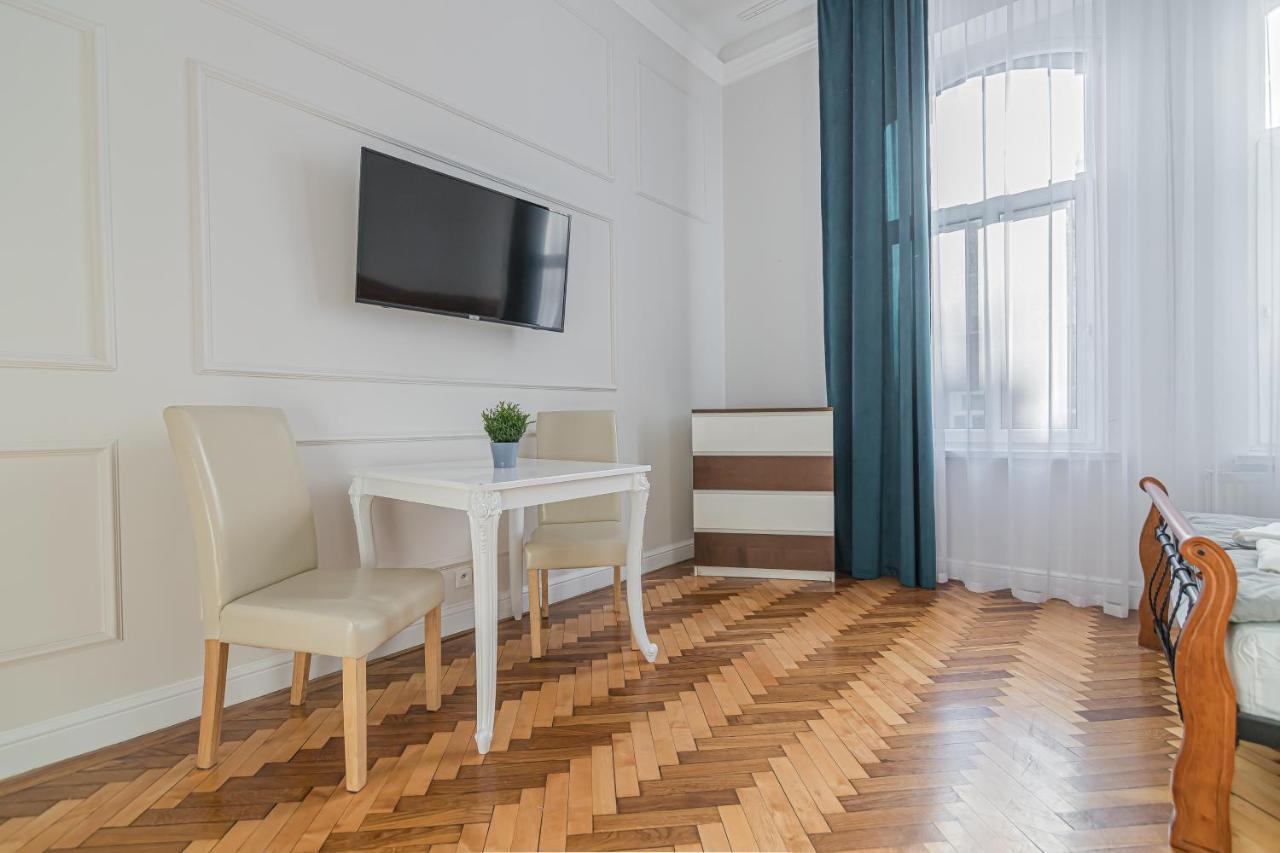 Apartment Royal