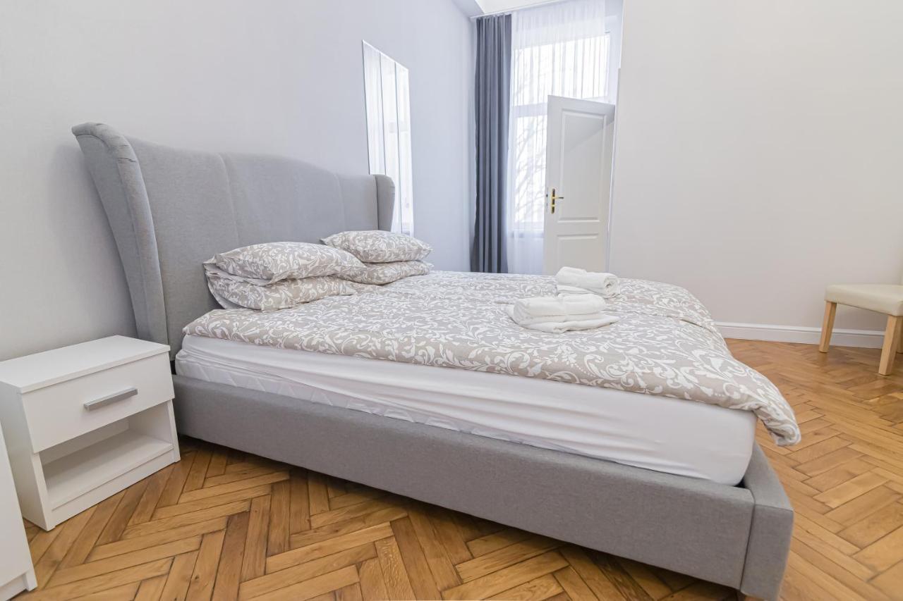 Apartment Royal