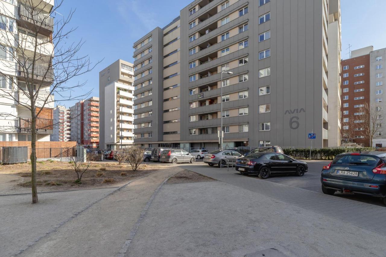 Avia Three Bedroom Two Balcony Ac & Parking By Renters Apartamento