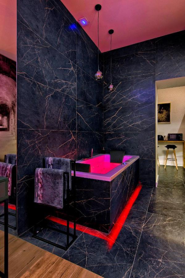 Czarny Z Jacuzzi * Cracóvia