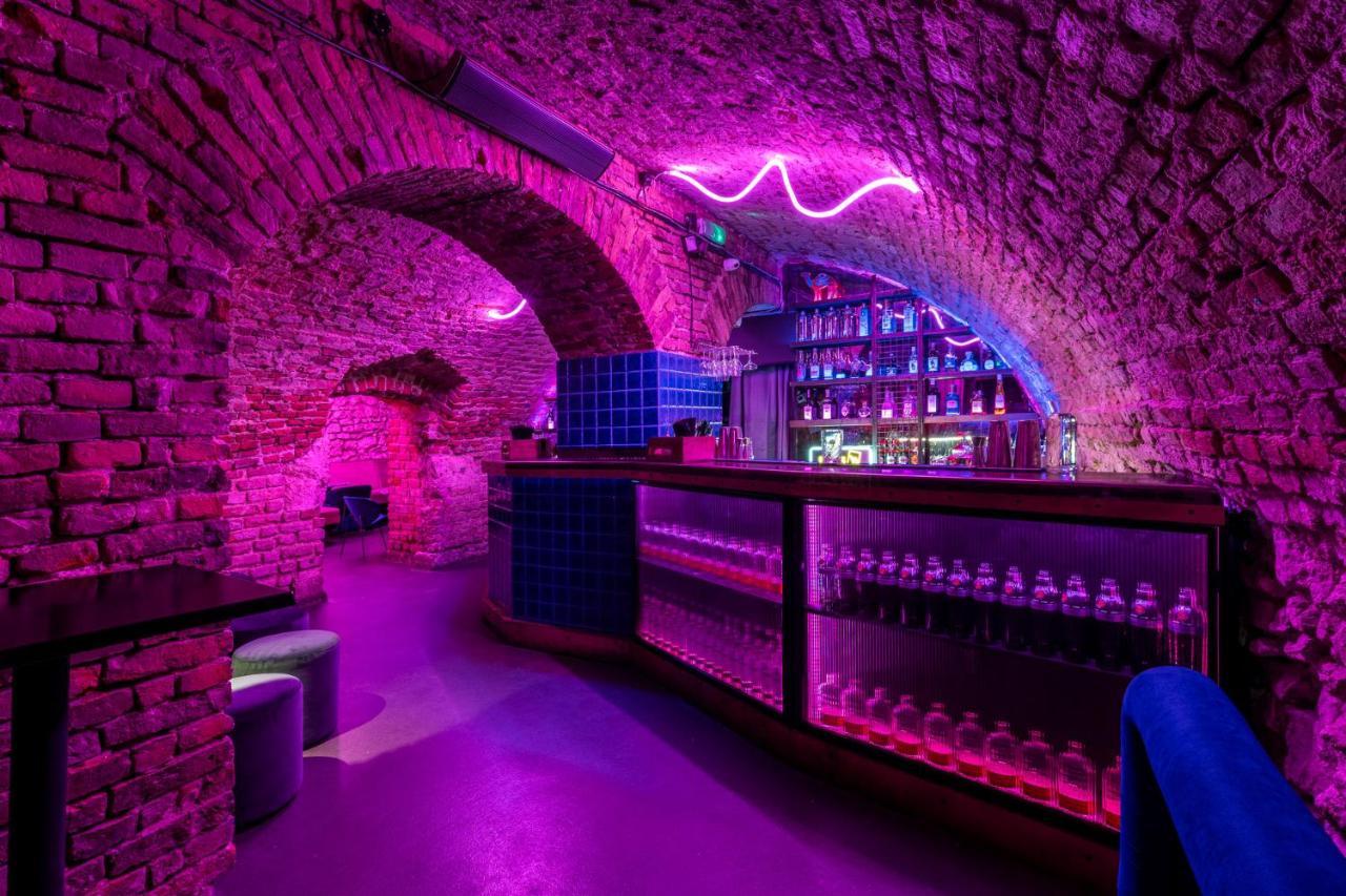 Hostel Draggo House *