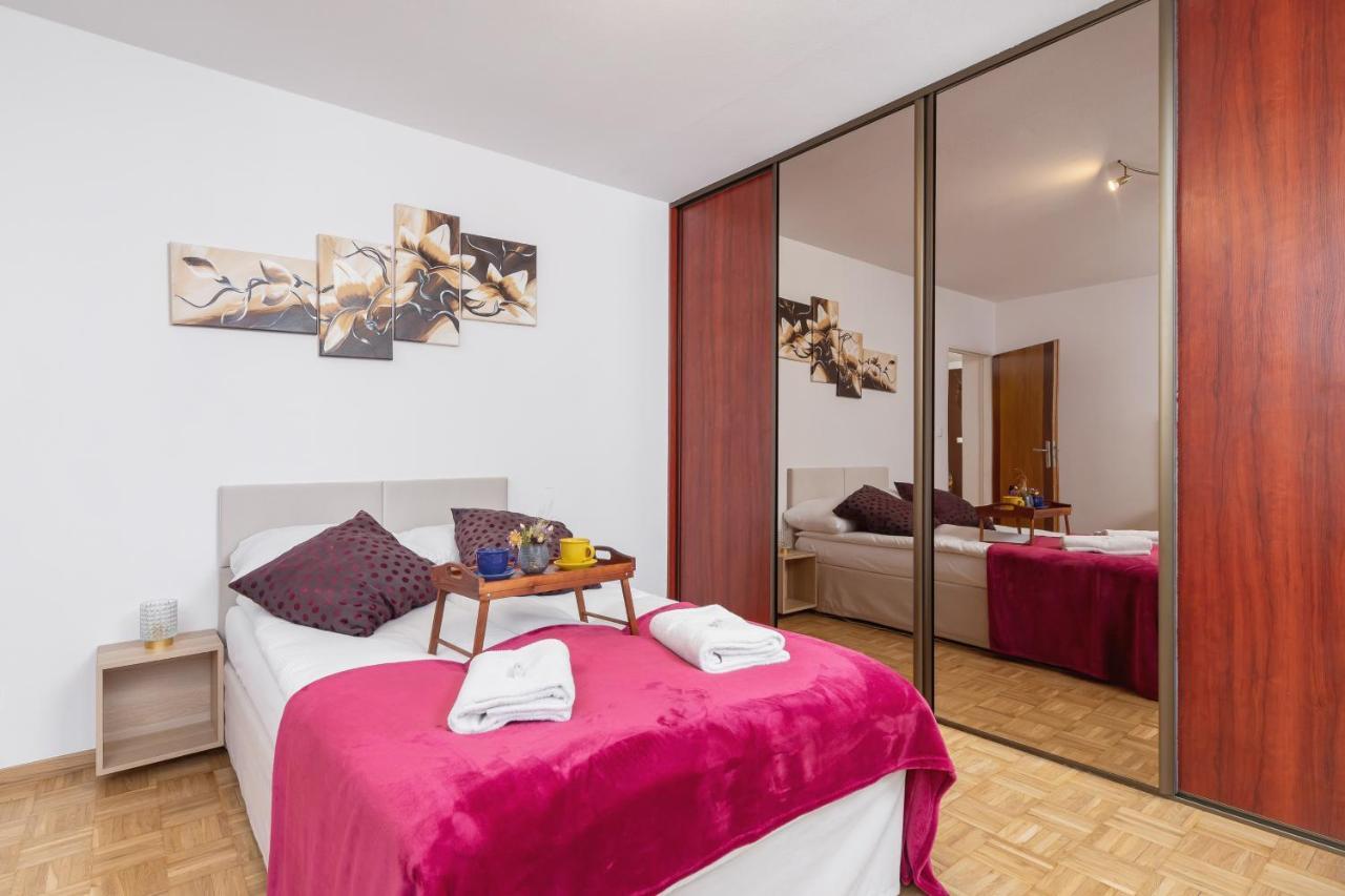 Apartment Retro Family Maly Plaszow By Renters