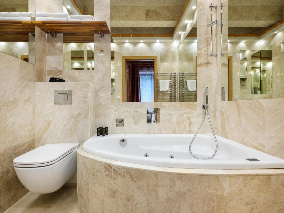 Aparthotel Krowoderska *