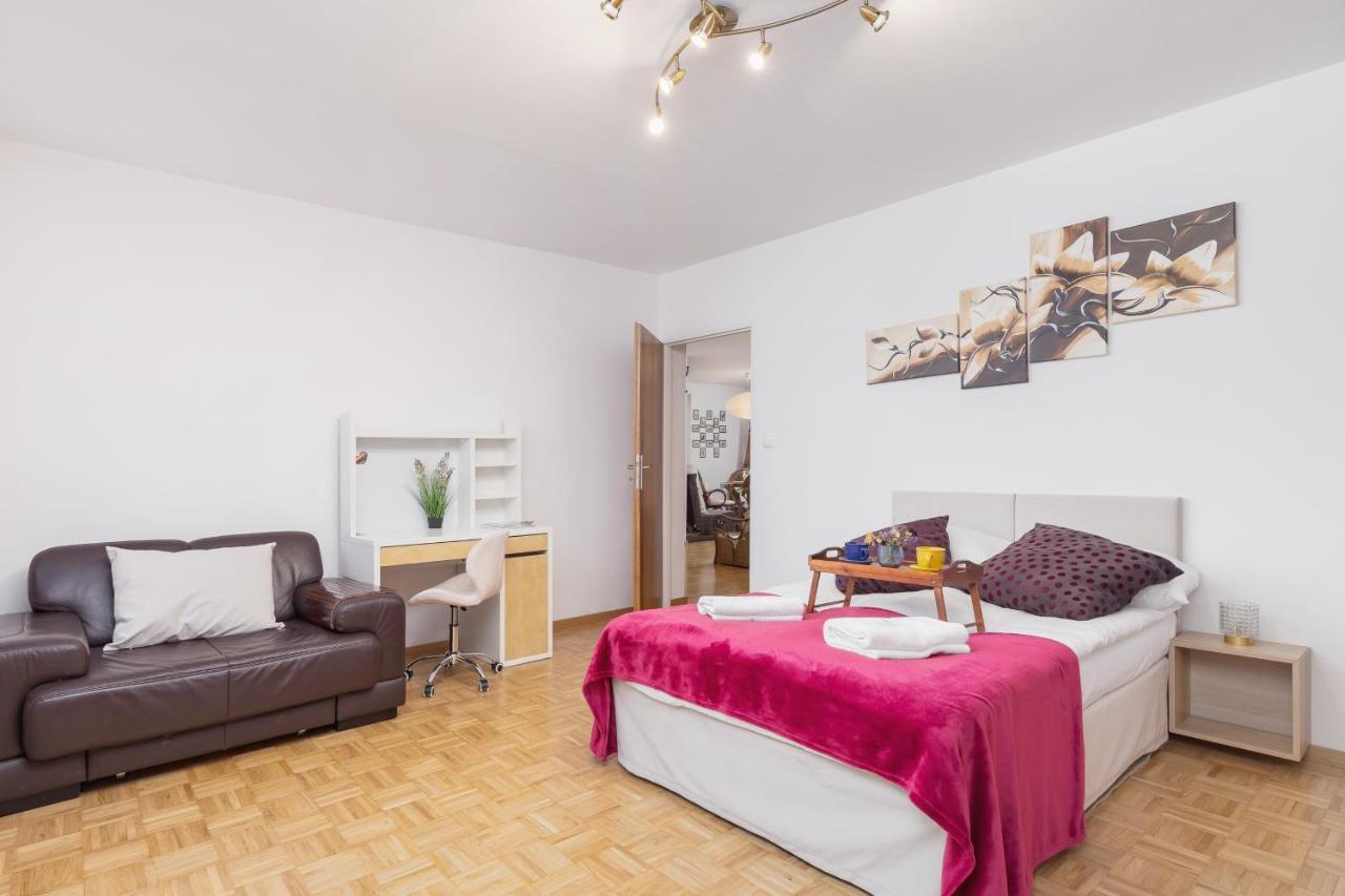 Apartment Retro Family Maly Plaszow By Renters Krakow