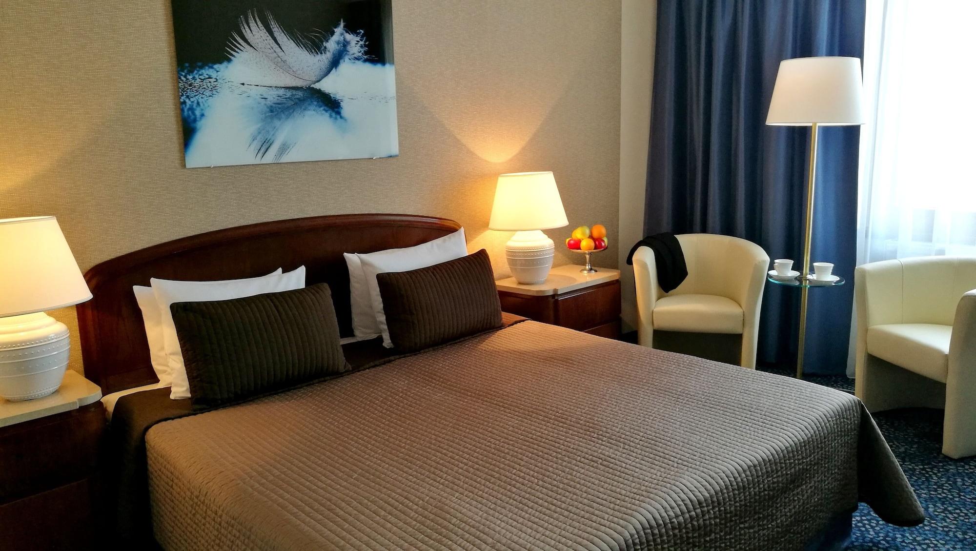 Booking Crown Piast & Spa 5* Kraków