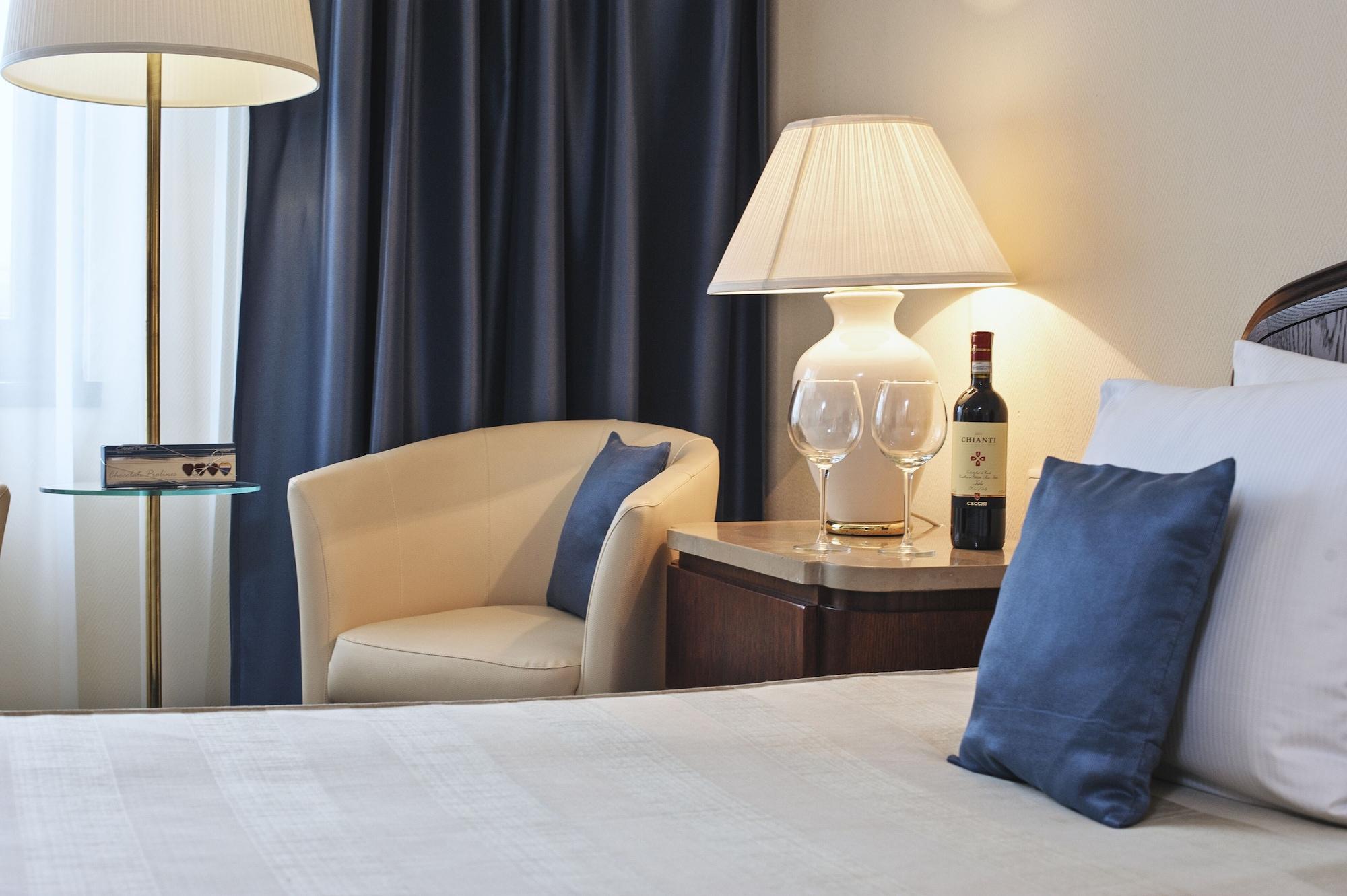 Booking Crown Piast & Spa