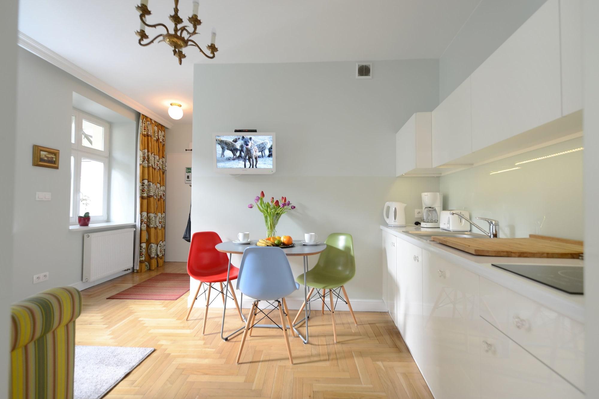 Aparthotel Crystal Chez Helena 3*