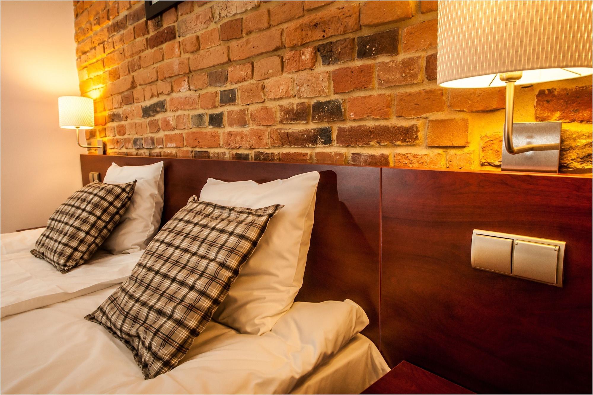Hotel apartamentowy Gołębia 8